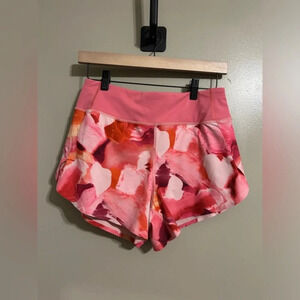 Athleta printed run with it 3.5 inch shorts size XS